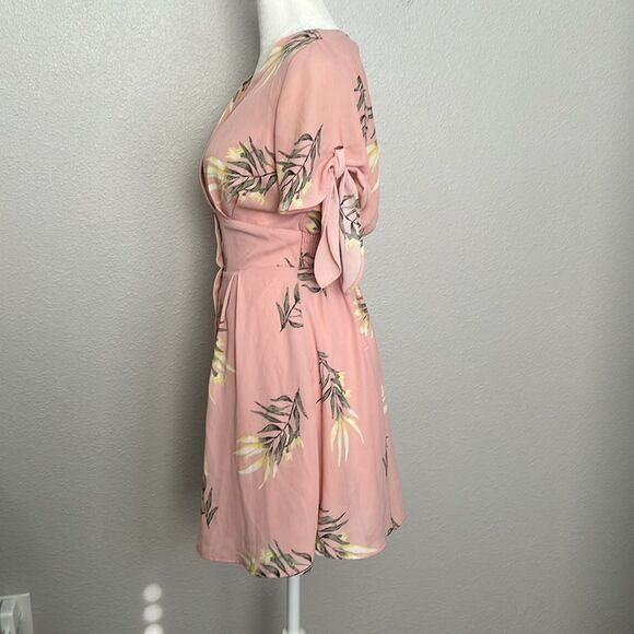 Sienna Sky Pink Floral Blouson Mini Dress Size XS - Picture 5 of 10